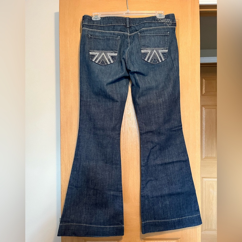 American Eagle Low Rise Y2K Jeans